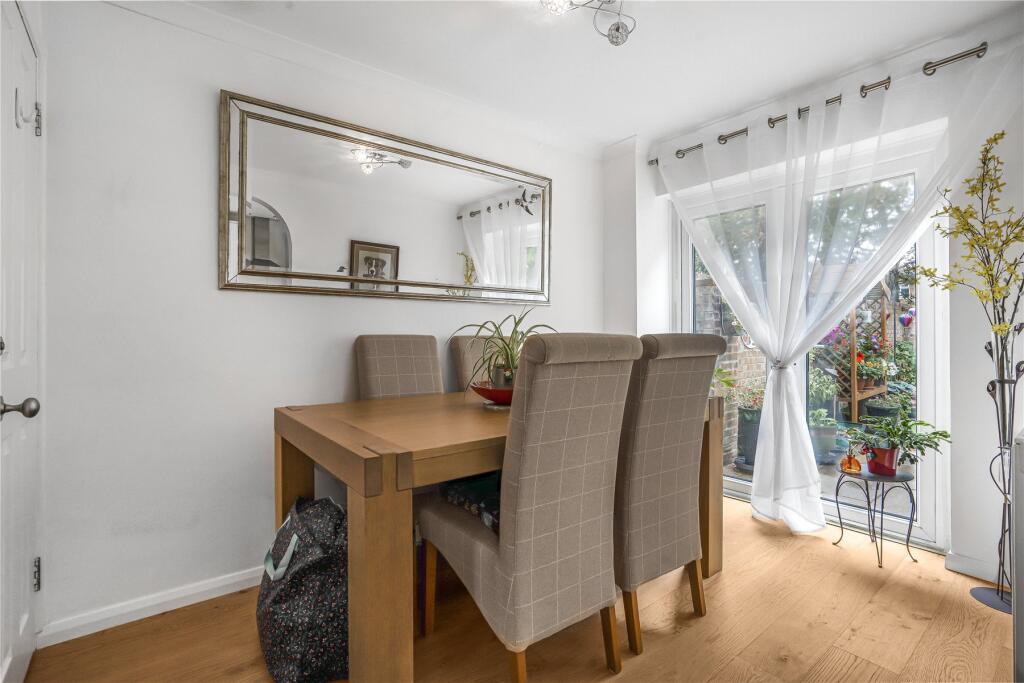 House in Surrey Heath, Bisley - More