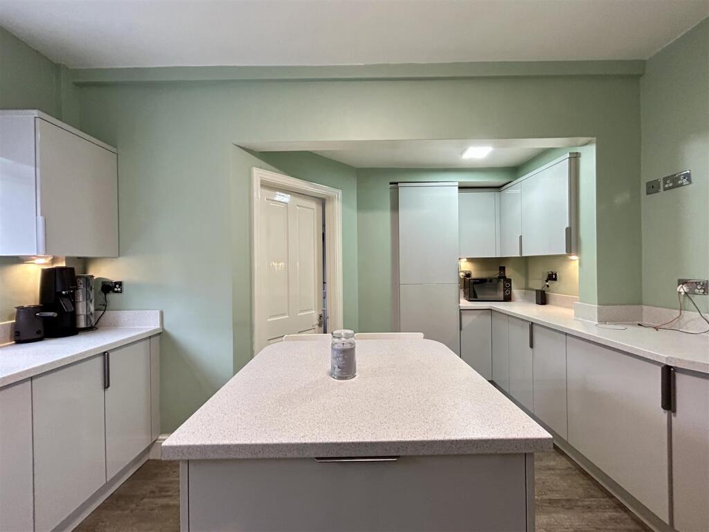 Additional image 12 of Barrs Road, Cradley Heath