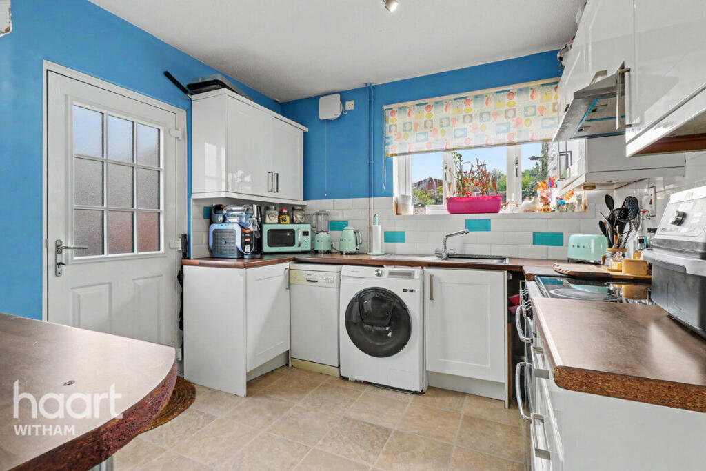 Temple Lane, Silver End photo 4