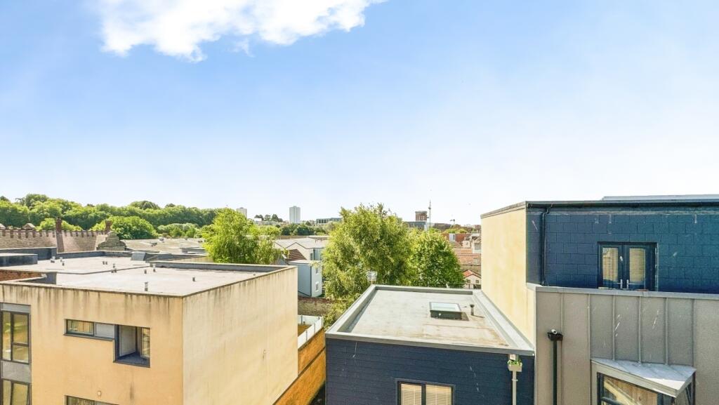 Apartment in Bristol, Wapping Wharf, Southville - View 2