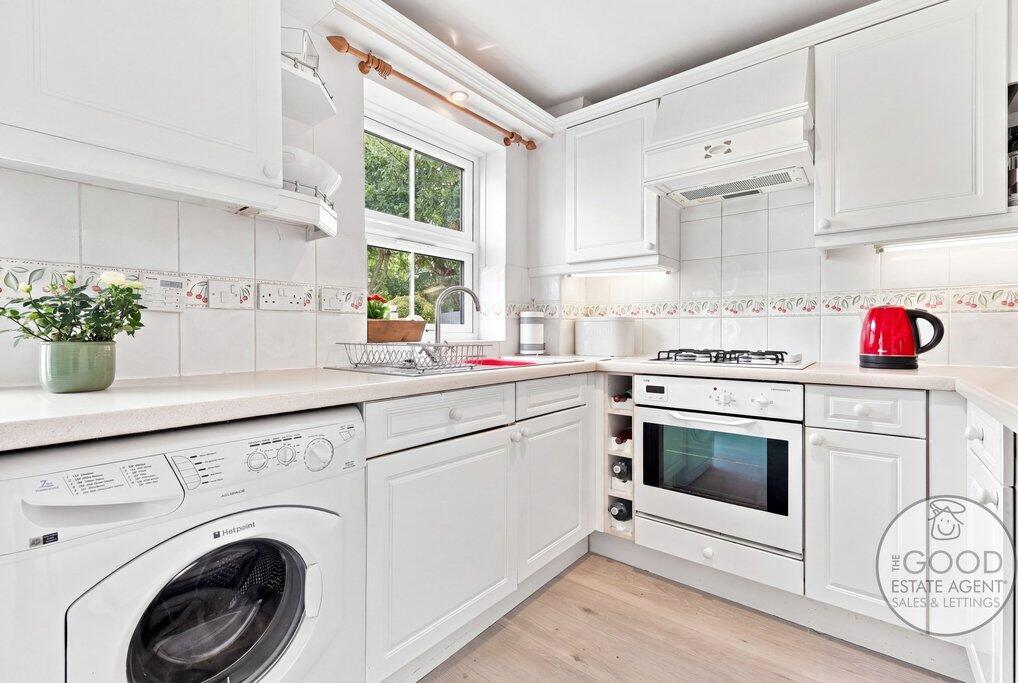 House in Ilford - More