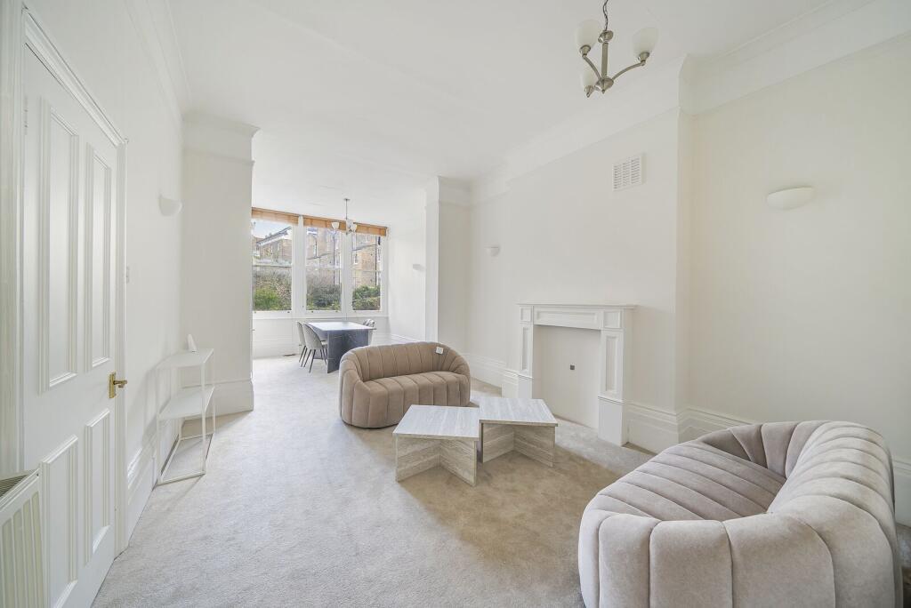 Apartment in London, Lot's Village, Brompton - View 2
