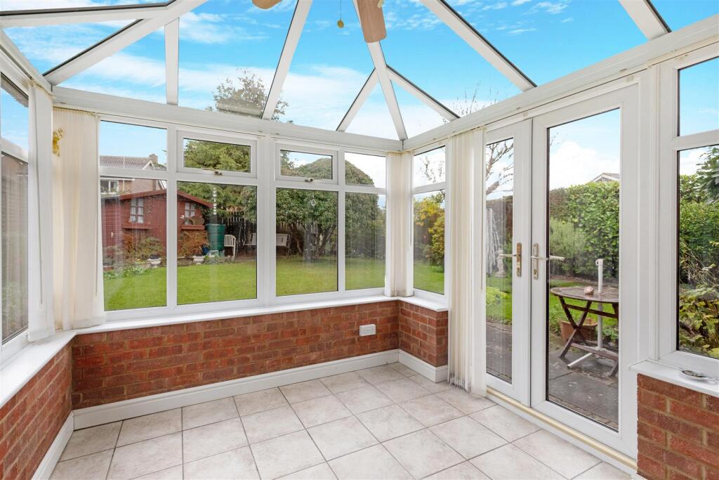 House in Barton Seagrave, North Northamptonshire - View 6
