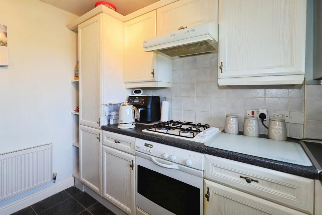 Bernie Crossland Walk, KIDDERMINSTER, Worcestershire, DY10 - Widok 6