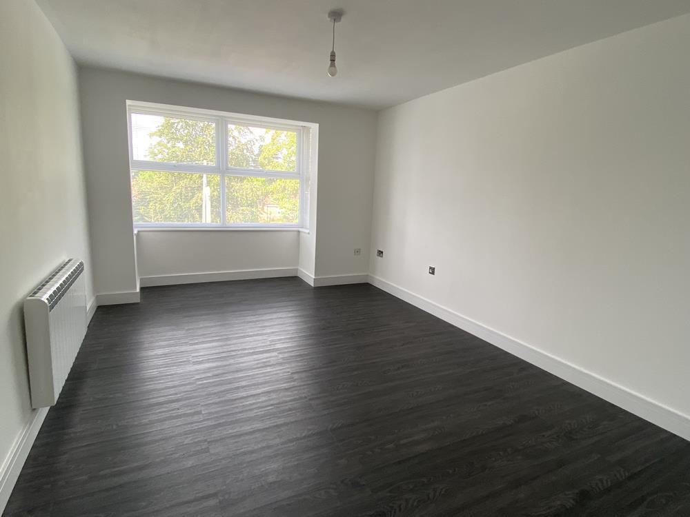 Apartment in Slough - View 3