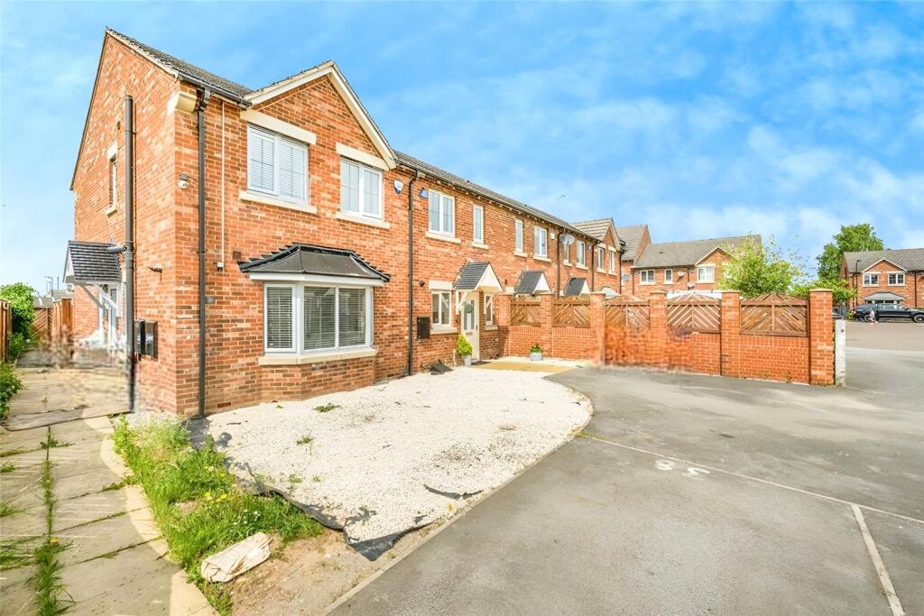 Main image of property: Sunningdale Drive, Edlington, Doncaster, DN12
