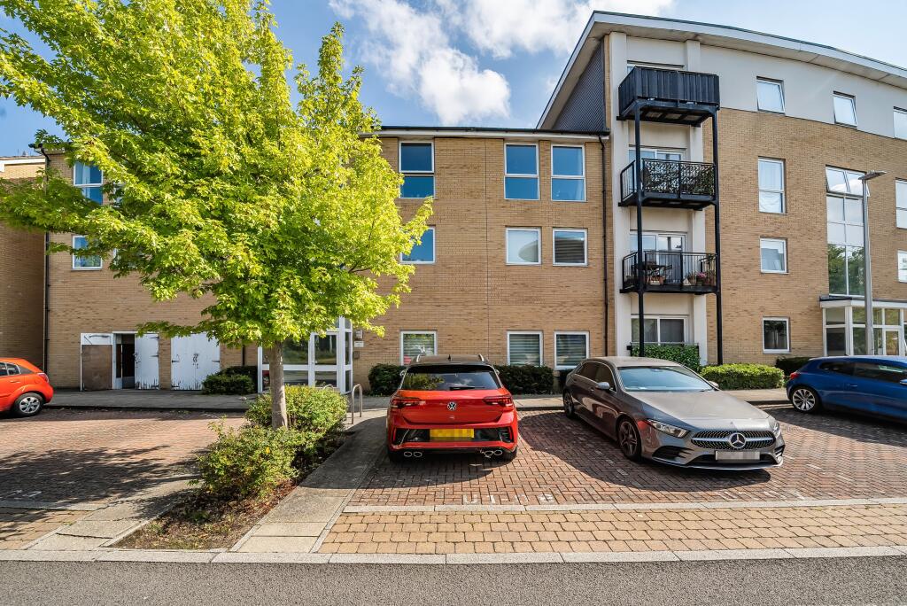 Main image of property: Drake Way, Reading, RG2