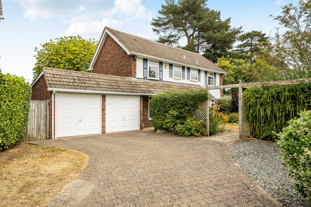 Main image of property: Freemans Close, Stoke Poges, Buckinghamshire