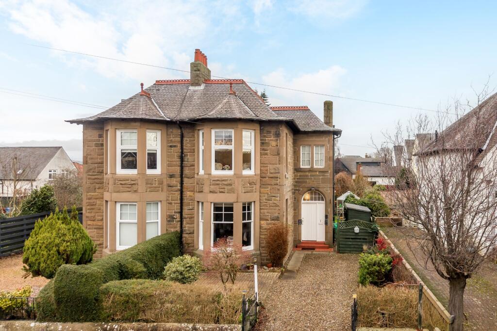 Main image of property: 9 Traill Street, Broughty Ferry, DD5 3AY