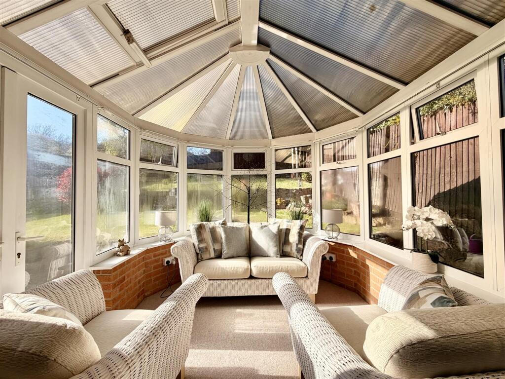 House in Loughborough, Nanpantan - View 5