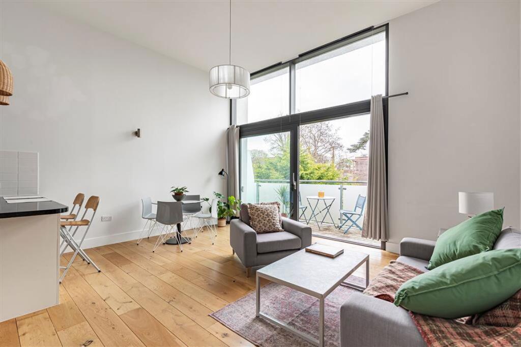 Main image of property: Clarence Lane, Richmond Park