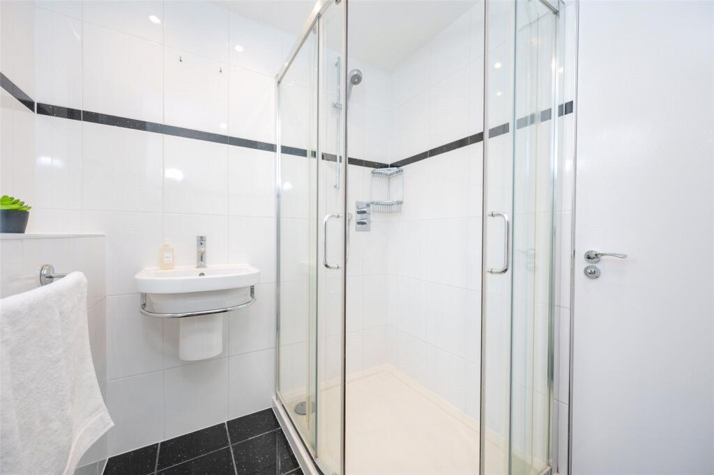 Additional image 14 of Flat 2, 1 Netherby House, Netherby Road, Cults, Aberdeen, AB15 9HL