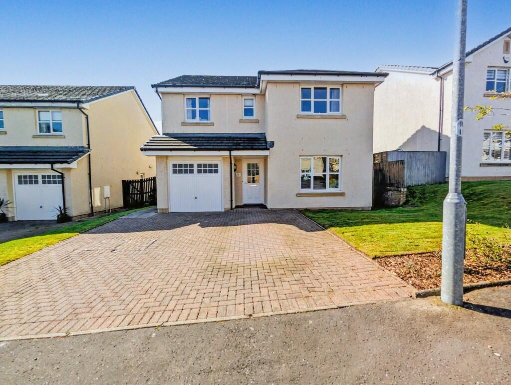 Main image of property: 18 Hillside, West Kilbride, KA23 9NZ