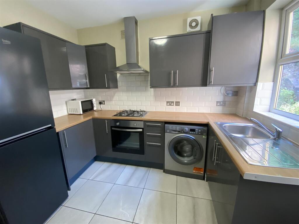 Main image of property: 739 Ecclesall Road