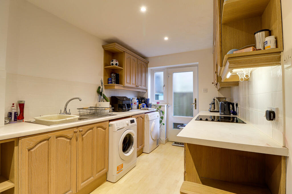 House in Harpenden, Roundwood - View 4