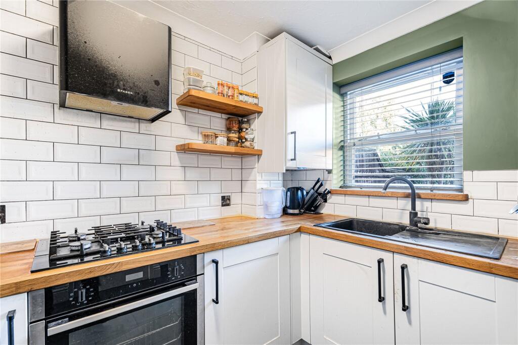 House in Spelthorne, Surrey - View 2
