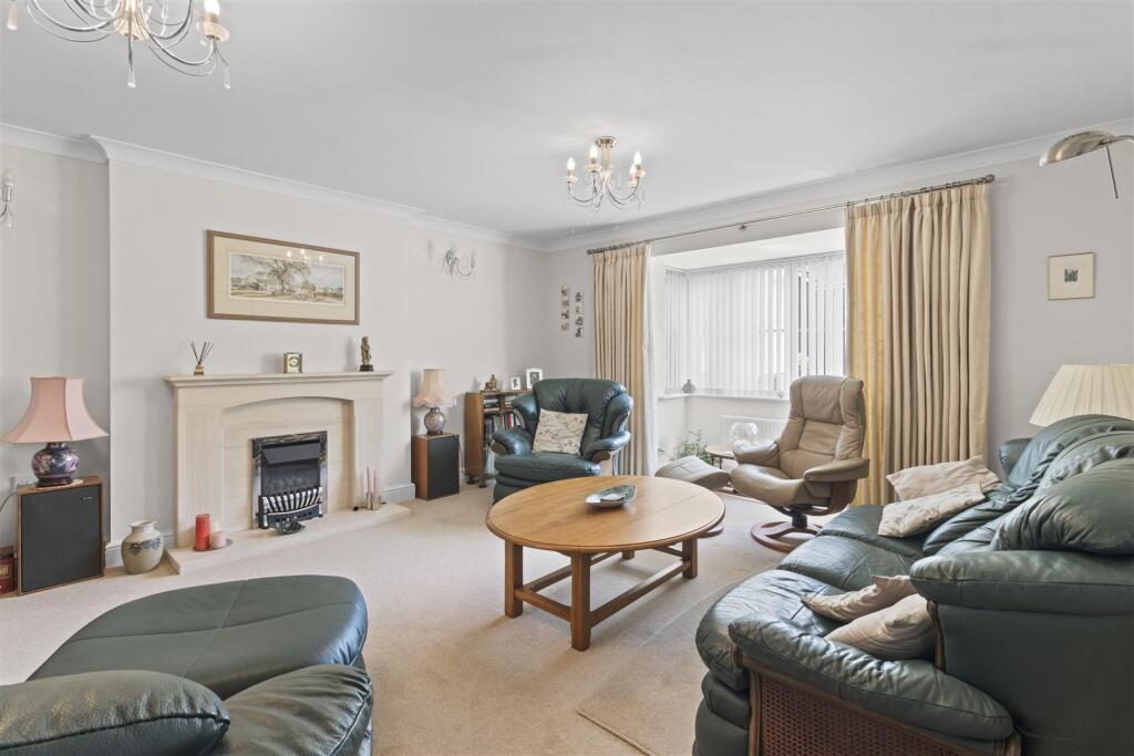 House in Eastbourne, East Sussex - View 4