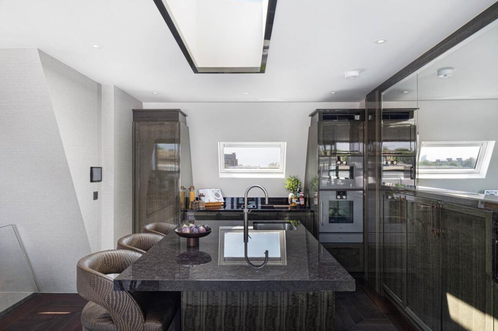 3 bedroom penthouse for rent
