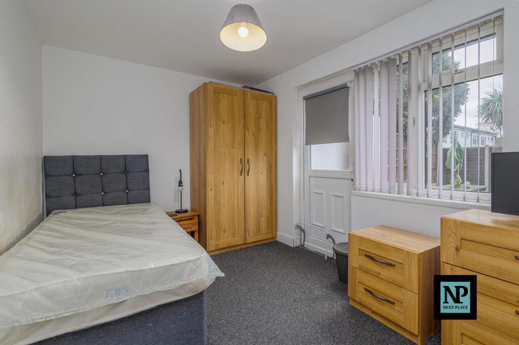 Main image of property: Tarrant, Belgrave, B77