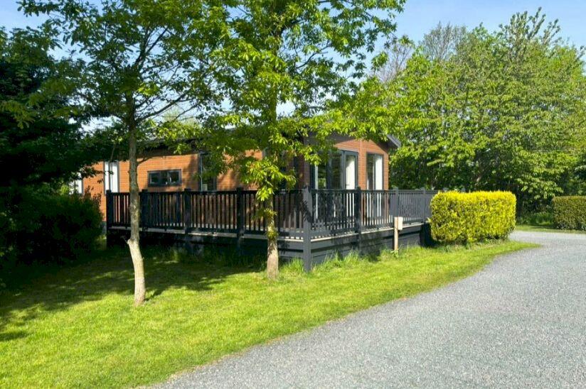 2-bed caravan on Two Bed Pemberton Arrondale (42x16), Queensland Country Park, Hambleton, Poulton-le-Fylde, Lancashire, FY6 9BA, £169,000