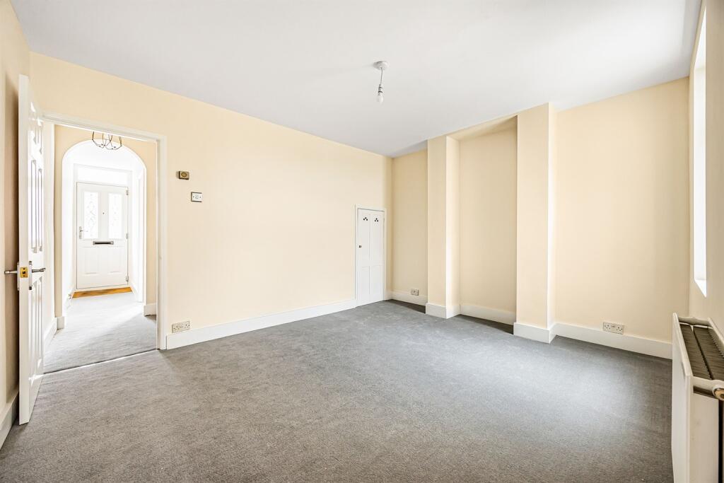House in Reading - View 5