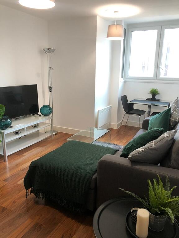 Main image of property: Hagley Road, Birmingham, West Midlands, B16 8HT