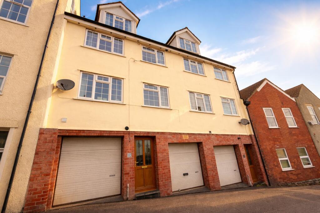 Main image of property: Back Lane, Pill, Bristol, Somerset, BS20