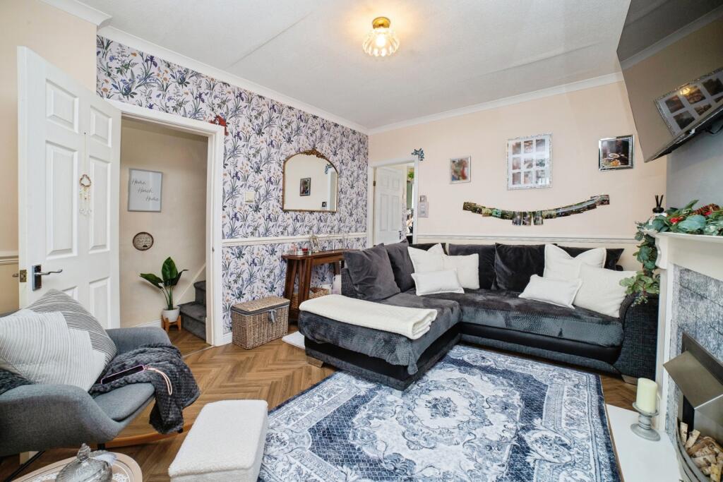 House in Nottingham - More