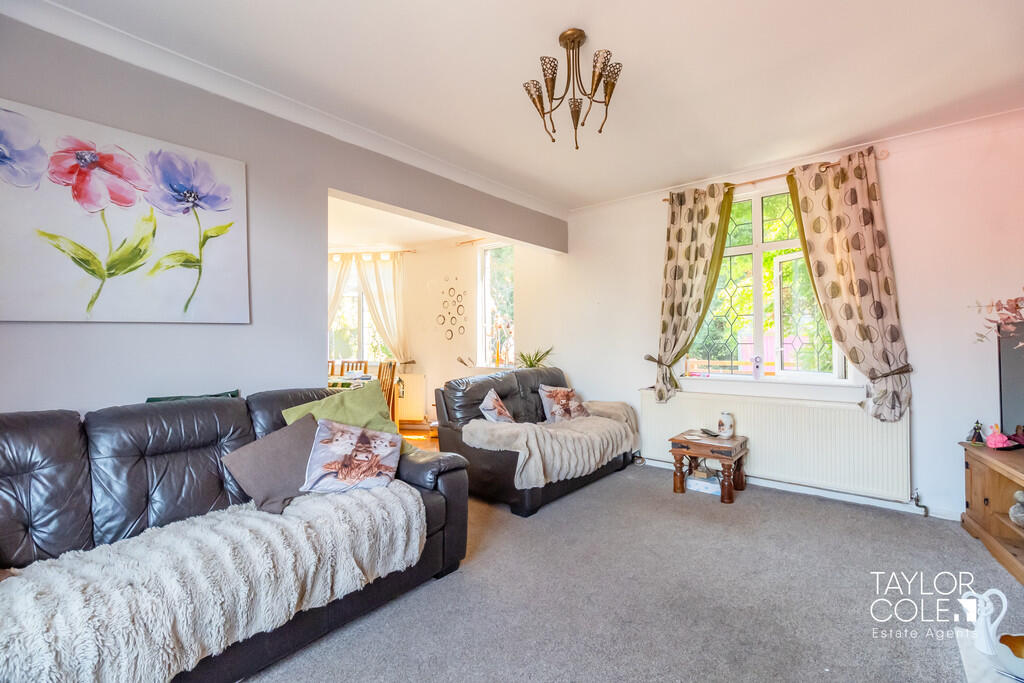 House in Tamworth, Staffordshire - View 5