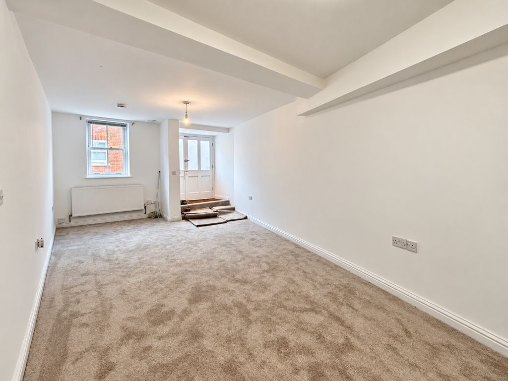 Apartment in Colchester, Essex - More