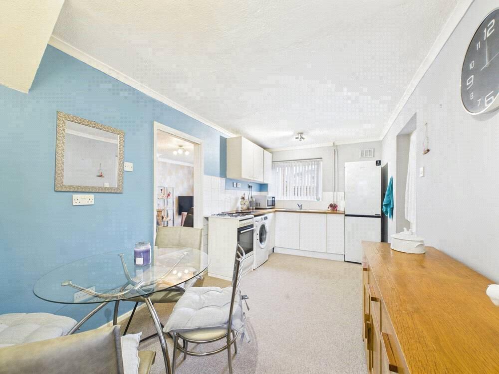 Randwick Drive, Worcester, Worcestershire, WR4 photo 2