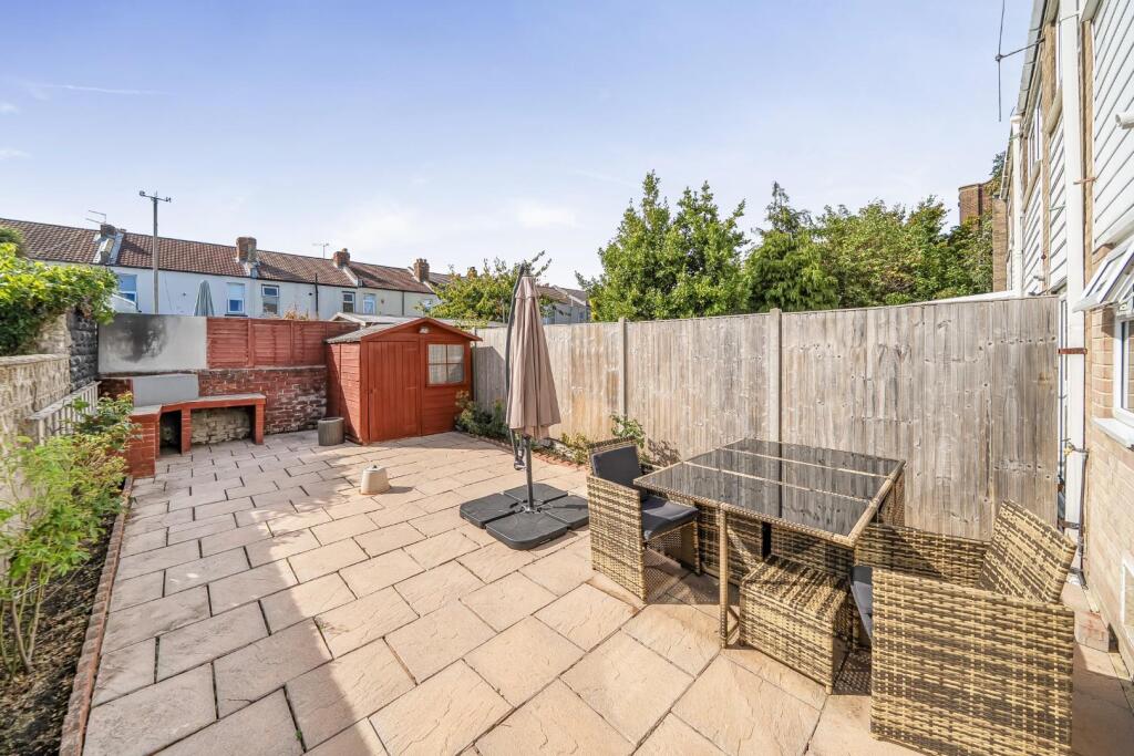 House in Portsmouth - View 5