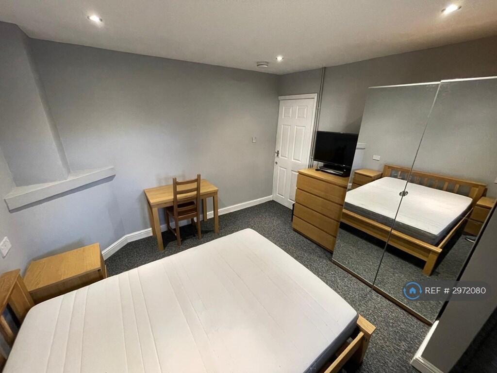 Main image of property: Buckingham Road, Brackley, NN13