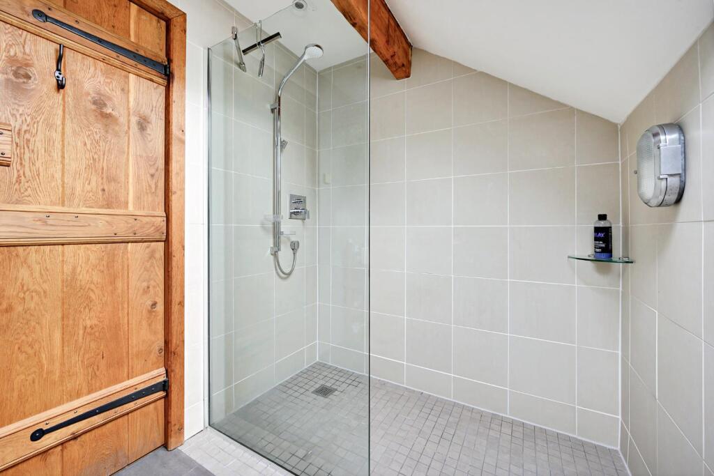 Additional image 35 of Higher Whittlestone Head Farm, Whittlestone Head, Darwen