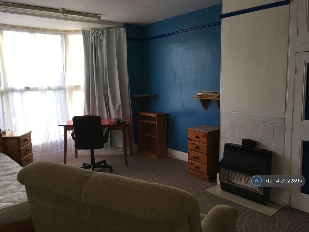 Main image of property: Heavitree Road, Exeter, EX1