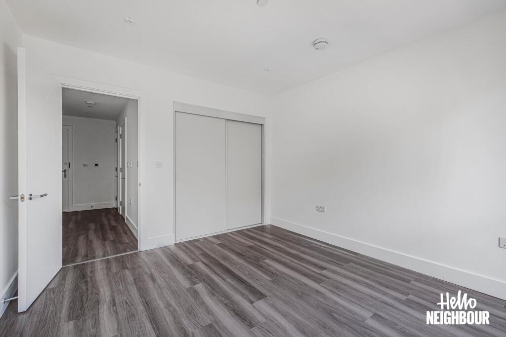 Apartment in London - View 5