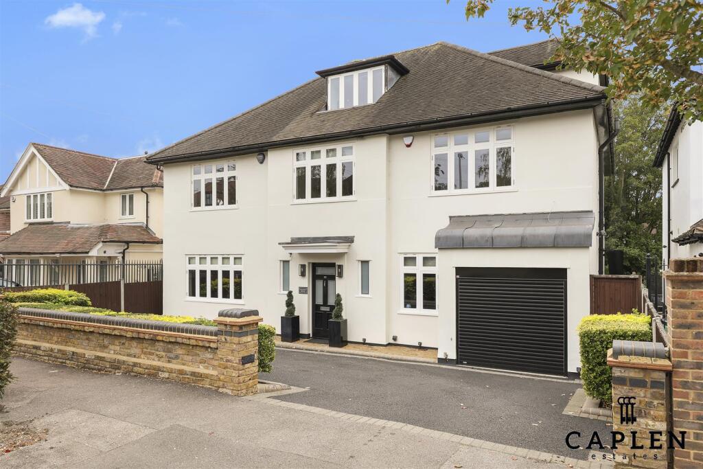 Main image of property: The Dell, Woodford Green