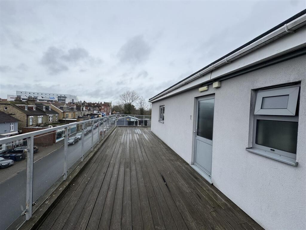 Main image of property: Station Road, Finchley Central, N3