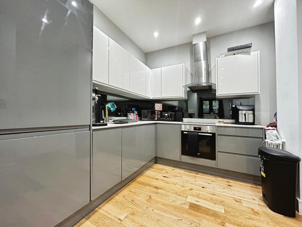 Apartment in Hemel Hempstead - View 5