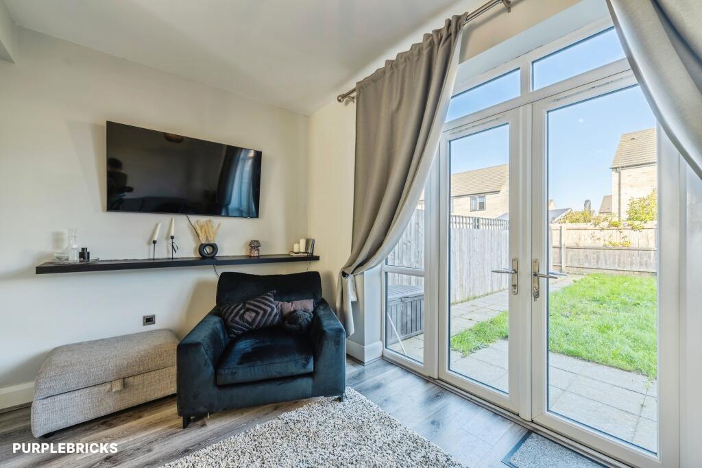House in Hull - View 4