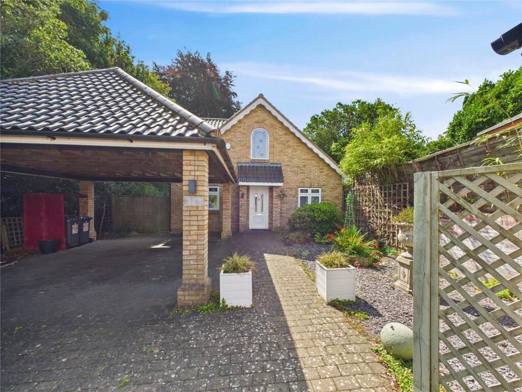 Main image of property: Foxhall Road, Ipswich, Suffolk, IP4