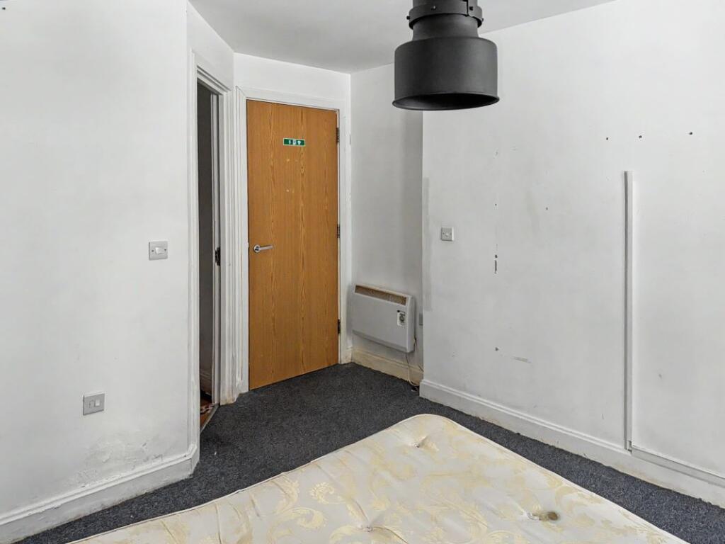 Apartment 252 Southside, St. John's Walk, Birmingham, West Midlands, B5 4TL - View 5