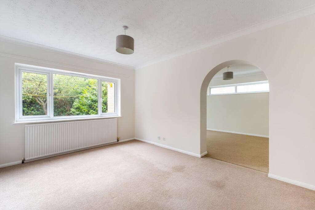 House in Guildford - View 4