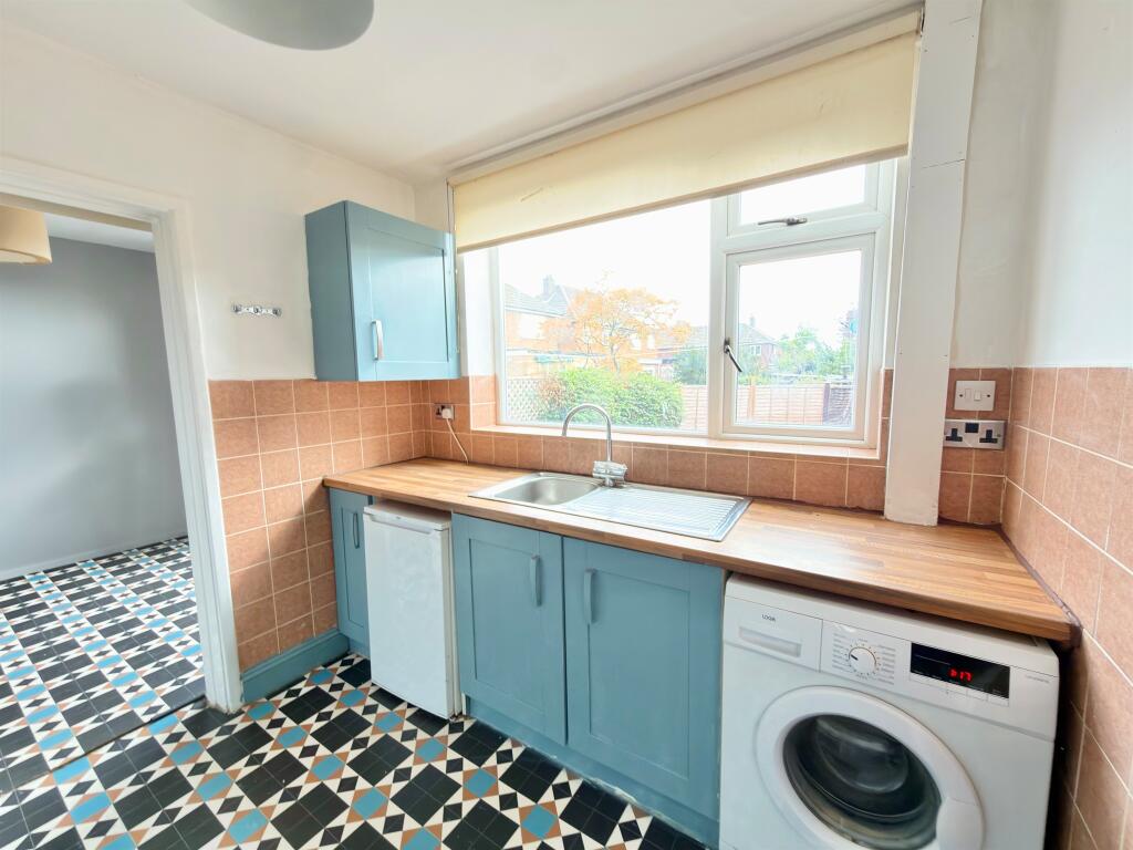 House in South Kesteven, Stamford - More