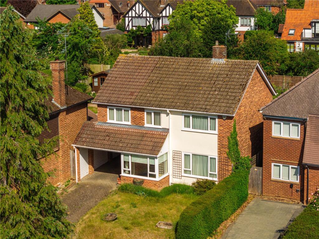 Main image of property: Dale Close, Hitchin, Hertfordshire, SG4