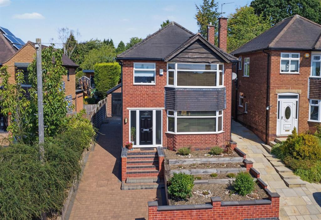 Main image of property: Seven Oaks Crescent, Bramcote, Nottingham