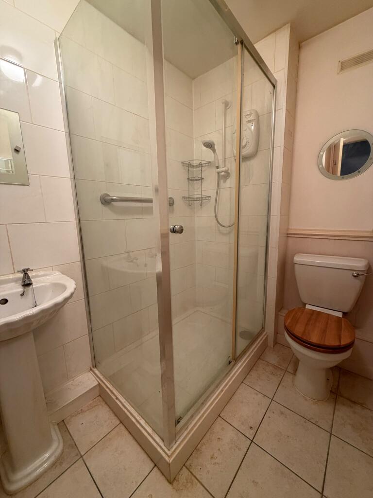 House in Oldham - View 3