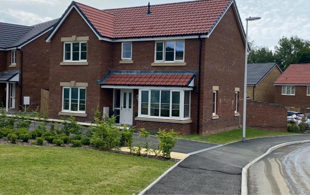 House in Parc Tondu, Newcastle Higher - View 3