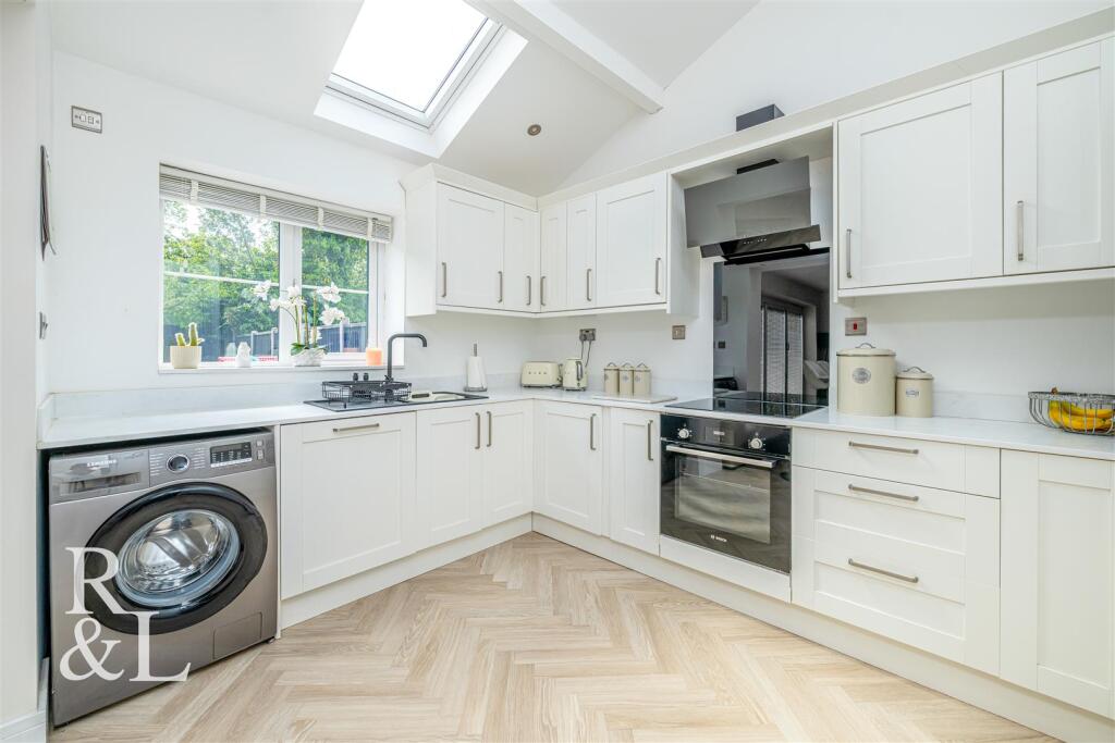 House in Wolverhampton, Penn - View 4