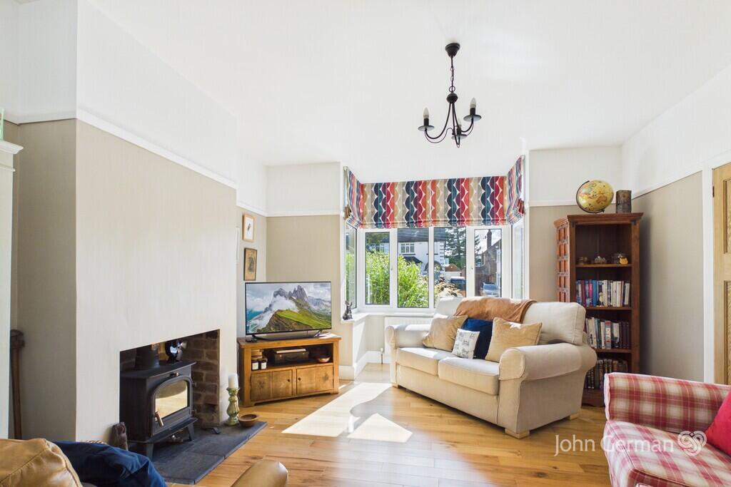 House in Stoke-on-Trent - View 4